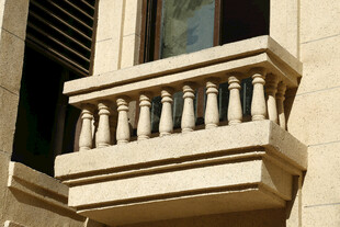 古典风格阳台栏杆特写