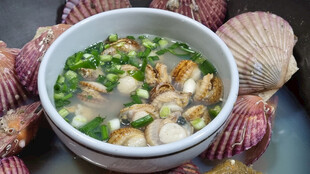 扇贝花蛤海鲜汤