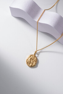 精致金色吊坠项链