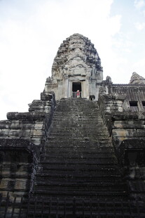 古老神秘的柬埔寨寺庙建筑