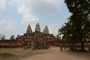 古老神秘的柬埔寨寺庙景观