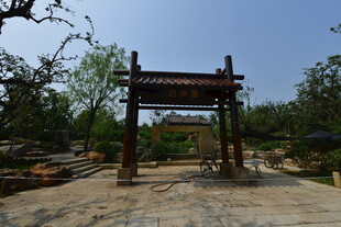 中式园林牌坊 景致清幽