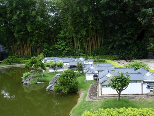 中式园林池塘景观