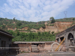 山间工厂建筑景观