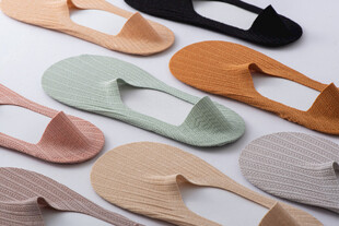 多彩简约款隐形船袜展示