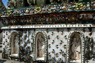 马来西亚精美装饰的建筑局部细节