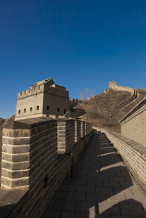 雄伟长城展现壮丽风光