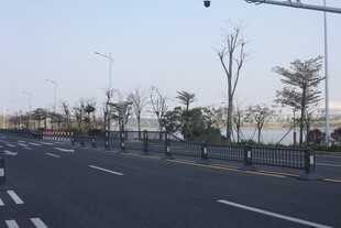 湛江宽阔城市道路景观