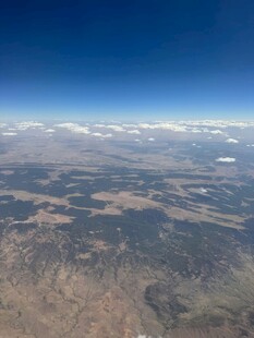 高空俯瞰大地壮丽景观