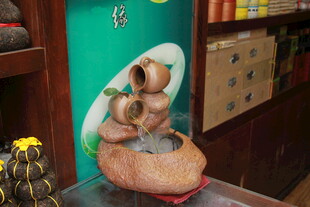 可爱陶瓷摆件展示