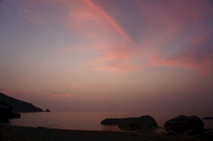 海边绝美晚霞天空景色