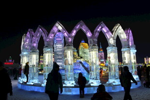梦幻冰雕城堡夜景