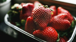 新鲜诱人的草莓