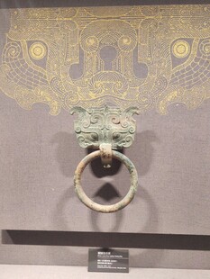 古代青铜铺首衔环