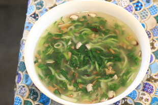 美味海菜蛋花汤