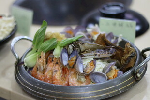 海鲜拼盘 多样美味佳肴