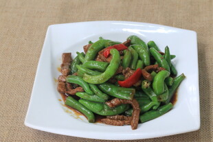 青椒肉丝炒豆角
