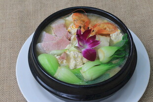 韩式美味石锅蔬菜杂烩