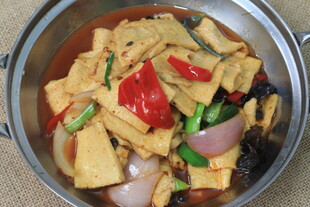 美味家常豆腐煲