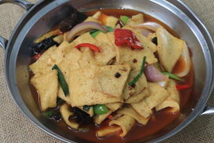 美味什锦豆腐煲