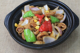 美味什锦鱿鱼煲