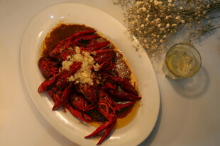 美味香辣小龙虾诱人呈现