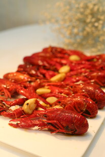 美味诱人的蒜蓉小龙虾