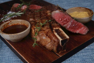 美味烤肉拼盘 多种风味