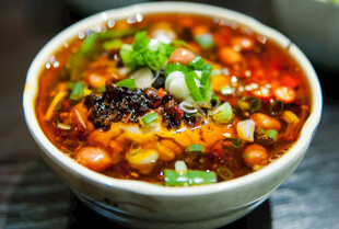 香辣美味的特色豆花面