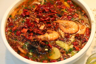 香辣诱人的特色水煮鱼片