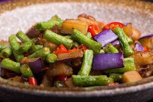 豆角茄子小炒