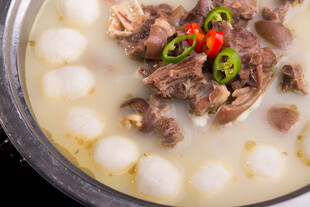 羊肉丸子汤 美味又滋补