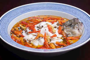 滋补鱼头豆腐汤