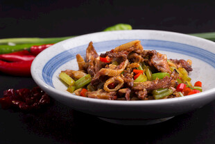 香辣脆爽炒肉丝
