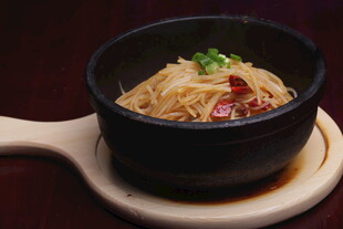 砂锅土豆粉