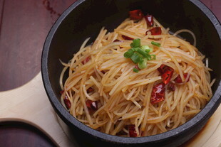 美味香辣土豆丝