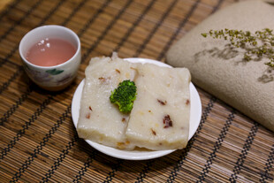 美味糕点配茶饮