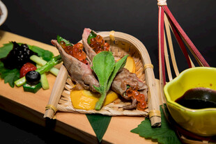 精致日式海鲜料理拼盘