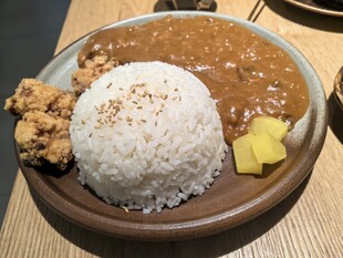 咖喱鸡肉饭套餐