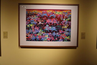 墙上多彩画作展示