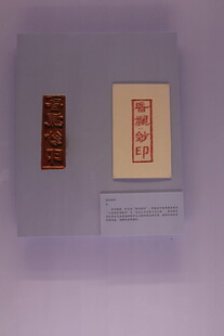 复古游戏卡带展示