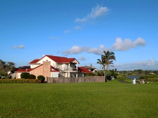 田园风光中的温馨住宅