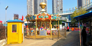 城市中的小型游乐设施