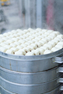 蒸笼里的美味白团子