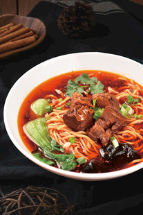 香辣牛肉面