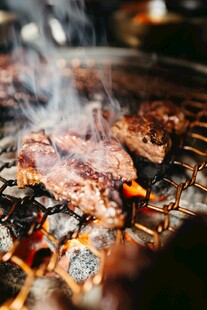 炭火烤肉