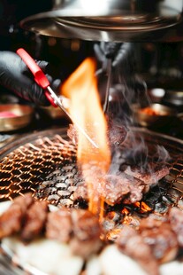 炭火烤肉