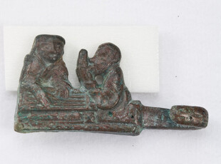 古代青铜人物造型器物