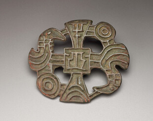 古青铜十字纹装饰器物