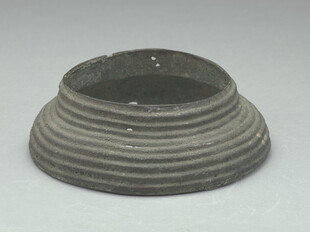 古代多层环状陶器